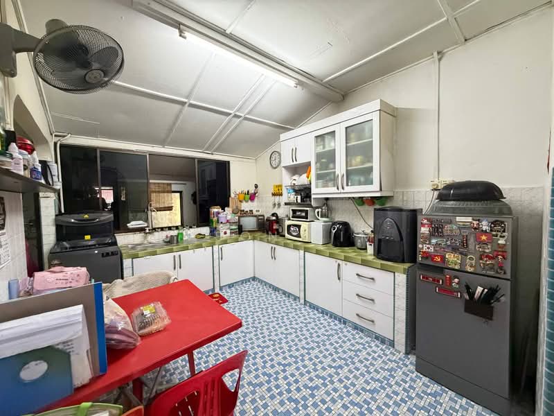 Rumah Teres 1 Tingkat untuk Dijual di Taman Sri Skudai (Skudai) - Jason Sim - Kitchen - PropertyGuru.com.my