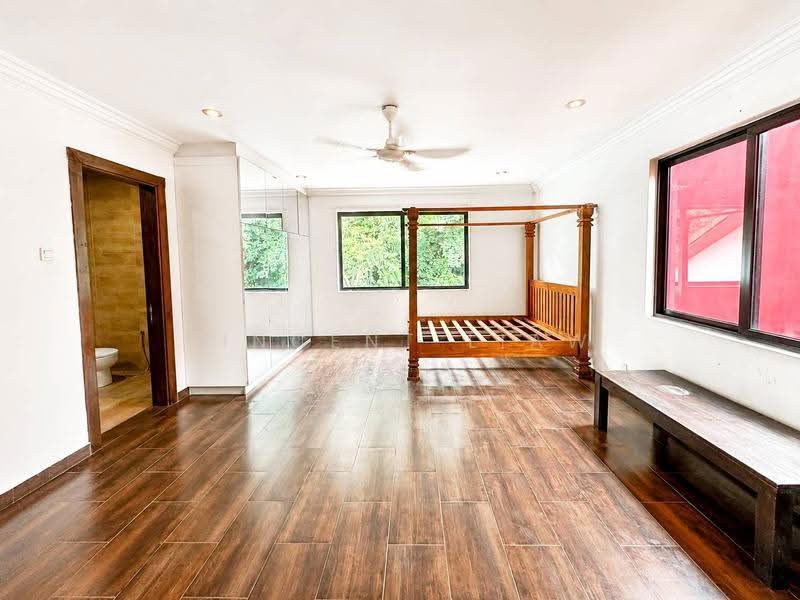 Bungalow House for Sale in Seksyen 8 (Kota Damansara) - Vincent Liaw - Bedroom - PropertyGuru.com.my