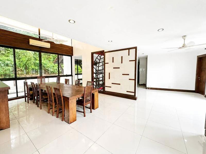 Bungalow House for Sale in Seksyen 8 (Kota Damansara) - Vincent Liaw - Dining Room - PropertyGuru.com.my