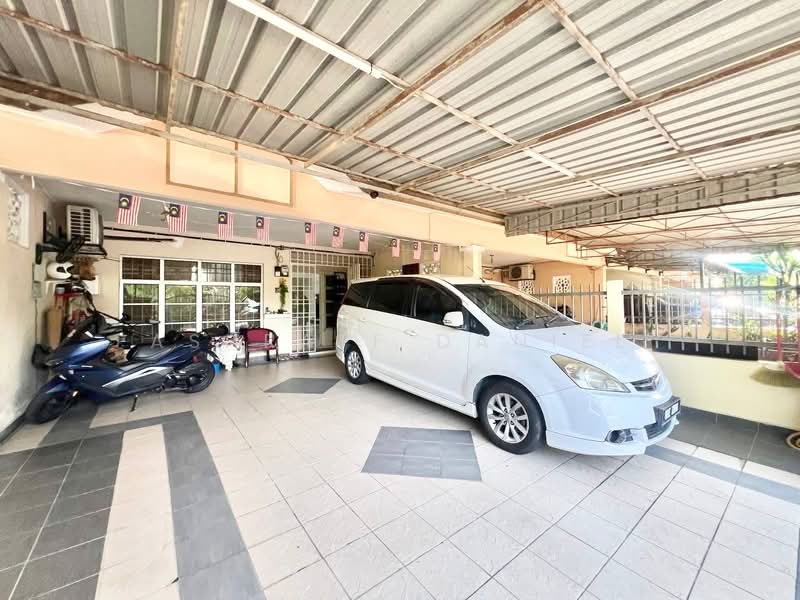 2-storey Terraced House for Sale in Taman Pelangi Semenyih (Semenyih) - Ashraff Daniel - Exterior - PropertyGuru.com.my