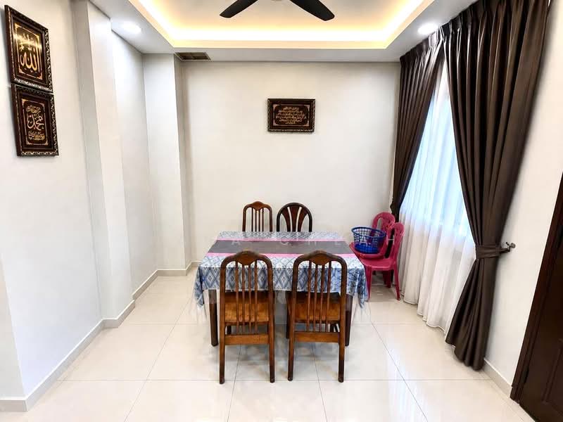 Semi-Detached House for Sale in Taman Desiran Bayu (Puchong) - Nana Cheah - PropertyGuru.com.my