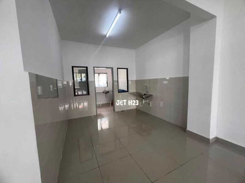 2-storey Terraced House for Sale in Setia Utama (Setia Alam) - Alwin Lee - Kitchen - PropertyGuru.com.my