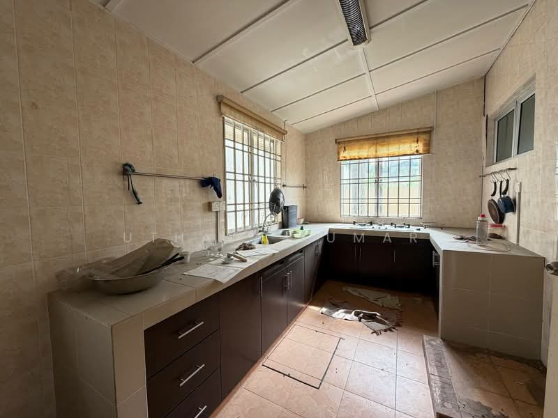 Bungalow for Sale in Bandar Country Homes (Rawang) - Uthaya Kumar - Kitchen - PropertyGuru.com.my