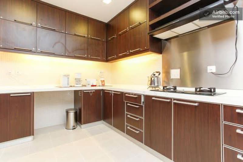 Servis Apartment untuk Dijual di The Capsquare Residences - Kevin Dass - Kitchen - PropertyGuru.com.my