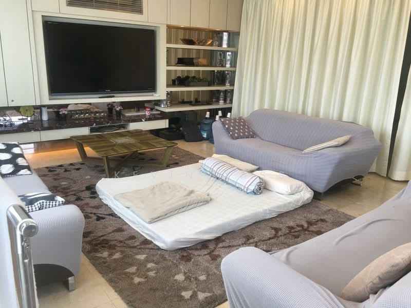 Servis Apartment untuk Dijual di The Capsquare Residences - Kevin Dass - Living Room - PropertyGuru.com.my