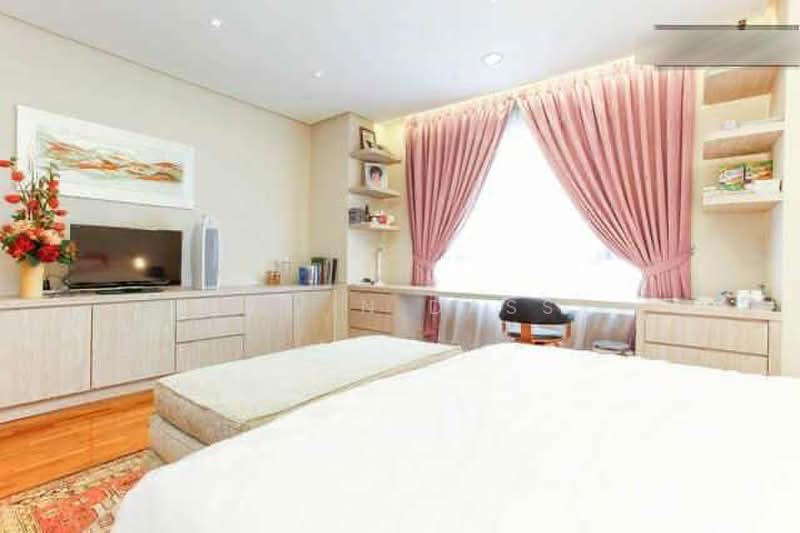 Servis Apartment untuk Dijual di The Capsquare Residences - Kevin Dass - Bedroom - PropertyGuru.com.my