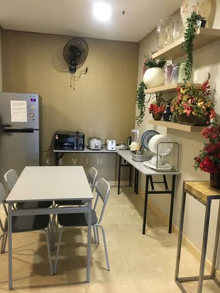 Servis Apartment untuk Dijual di The Capsquare Residences - Kevin Dass - Kitchen - PropertyGuru.com.my