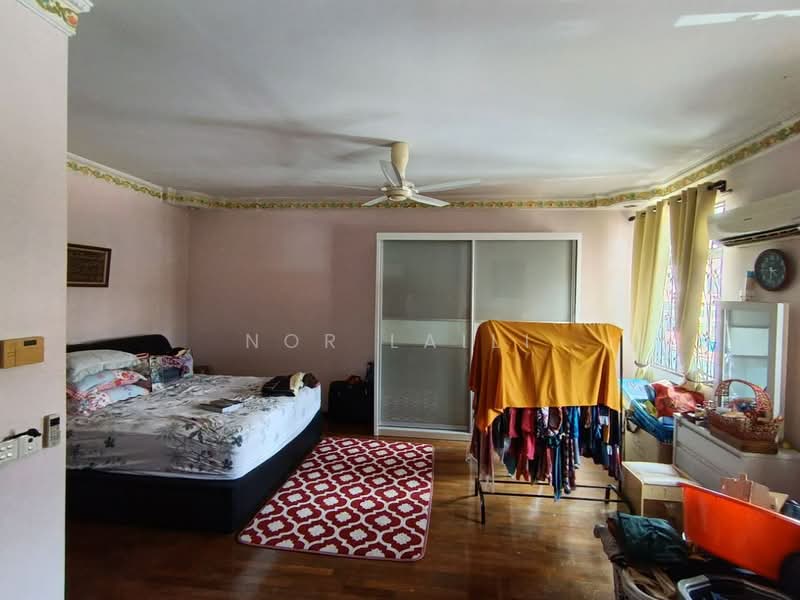 2-storey Terraced House for Sale in Setia Damai (Setia Alam) - Nor Laili - Bedroom - PropertyGuru.com.my
