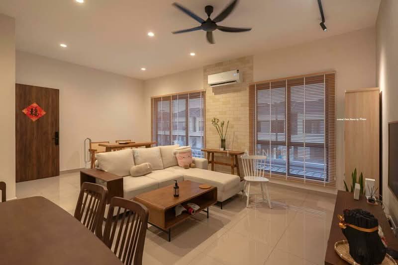 Townhouse for Rent in Eco Ardence (Setia Alam) - Jason Tan - Living Room - PropertyGuru.com.my