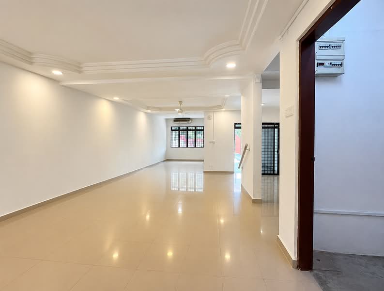 2-storey Terraced House for Rent in Taman Tasek (Johor Bahru) - Jesy Tey - Living Room - PropertyGuru.com.my