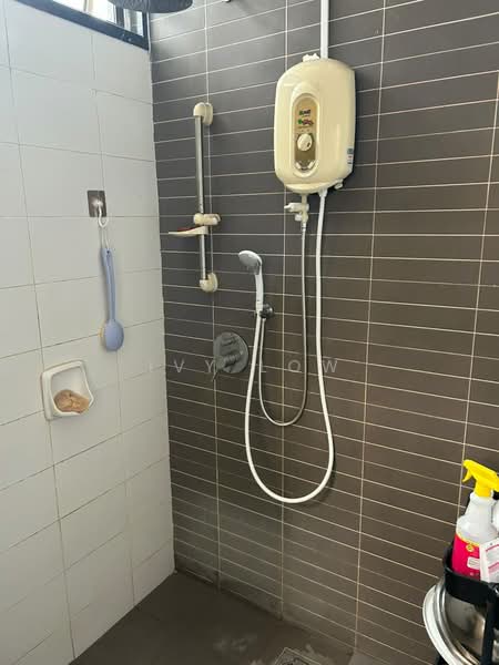 Service Residence for Sale at Palazio - Ivy Low - Bathroom - PropertyGuru.com.my