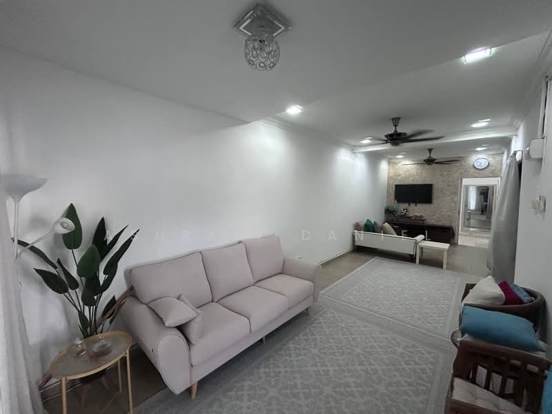 Rumah Berkembar untuk Dijual di Taman Desa Surada (Bangi) - Ashraff Daniel - PropertyGuru.com.my