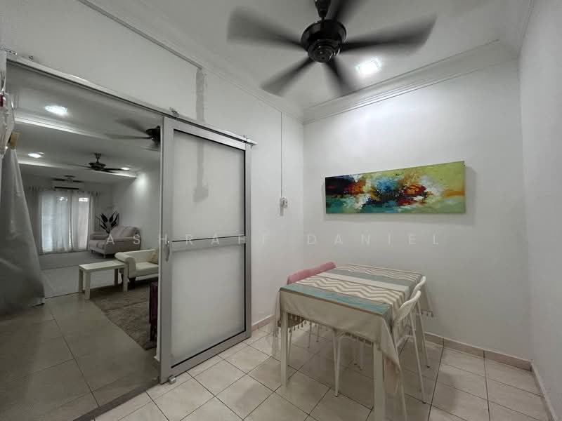 Rumah Berkembar untuk Dijual di Taman Desa Surada (Bangi) - Ashraff Daniel - PropertyGuru.com.my
