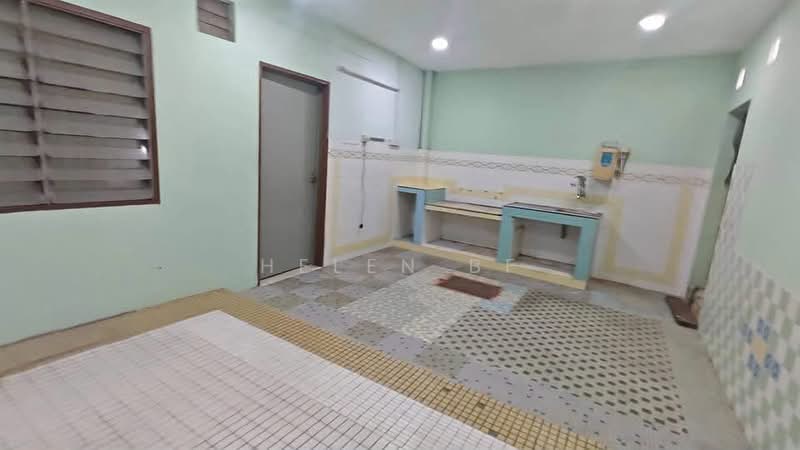 Rumah Teres untuk Dijual di Batu Berendam (Melaka) - Helen BF - Kitchen - PropertyGuru.com.my