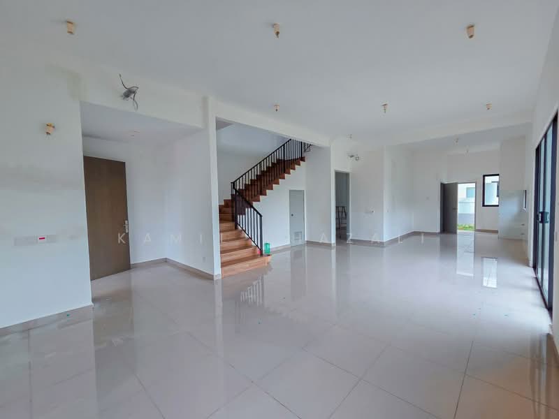 Semi-Detached House for Sale in Cyberjaya (Selangor) - Kamil Ghazali - Living Room - PropertyGuru.com.my