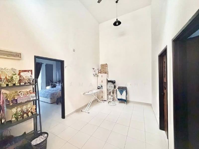 2-storey Terraced House for Sale in Taman Bukit Tiram (Ulu Tiram) - Mohamad Rahfi - Interior - PropertyGuru.com.my