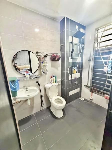 2-storey Terraced House for Sale in Taman Bukit Tiram (Ulu Tiram) - Mohamad Rahfi - Bathroom - PropertyGuru.com.my