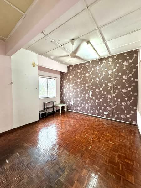 Rumah Teres 2 Tingkat untuk Dijual di Taman Permata (Ulu Kelang) - Yasmin Sulaiman - Living Room - PropertyGuru.com.my