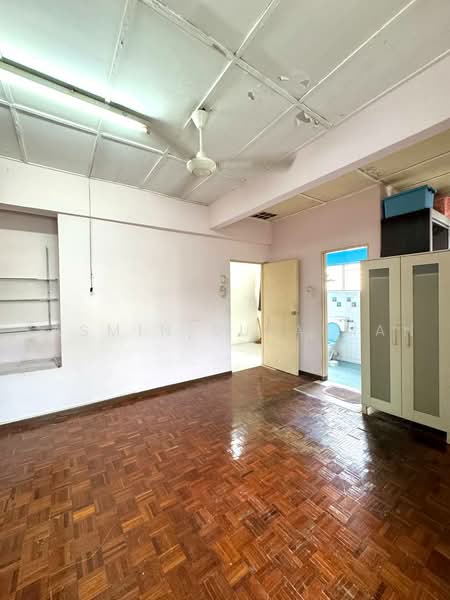 Rumah Teres 2 Tingkat untuk Dijual di Taman Permata (Ulu Kelang) - Yasmin Sulaiman - Living Room - PropertyGuru.com.my