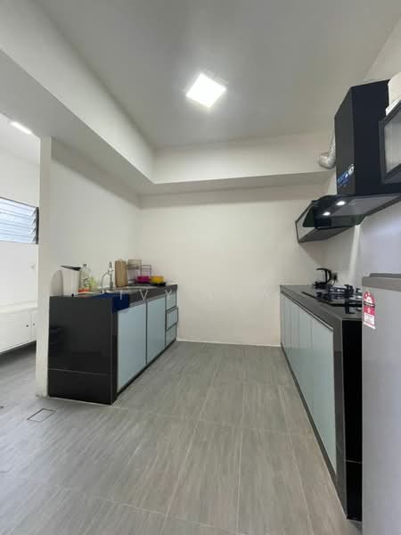 Apartment for Sale at Seri Mutiara Apartment - Ivy Low - Kitchen - PropertyGuru.com.my