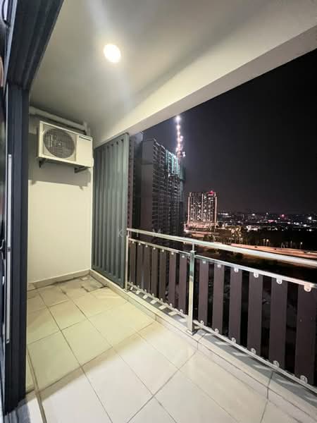 Service Residence for Rent at D'Secret Garden (Pangsapuri Kempas Indah) - Kim . - Balcony - PropertyGuru.com.my