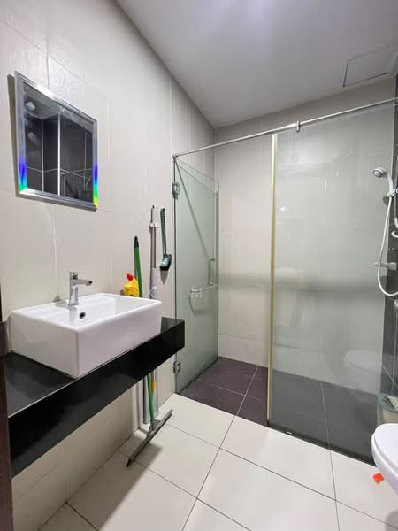 Service Residence for Rent at D'Secret Garden (Pangsapuri Kempas Indah) - Kim . - Bathroom - PropertyGuru.com.my