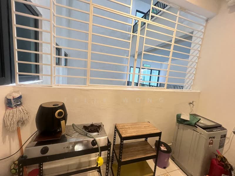 Condominium for Sale at Skyvilla @ D'Island - Felix Wong - Balcony - PropertyGuru.com.my
