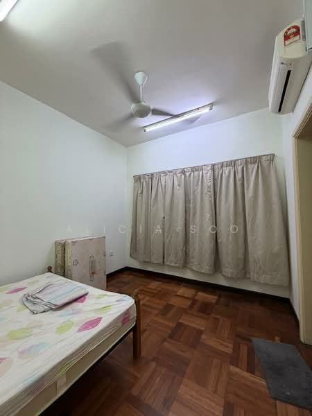 Condominium for Rent at Armanee - Alicia Soo - Bedroom - PropertyGuru.com.my