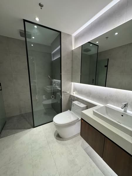 Servis Apartment untuk Dijual di Golden Crown Residence - Leon Lee - Bathroom - PropertyGuru.com.my