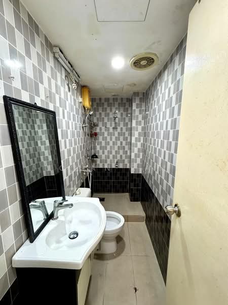 Condominium for Sale at Mutiara Sentul - Luqman Ramli - Bathroom - PropertyGuru.com.my