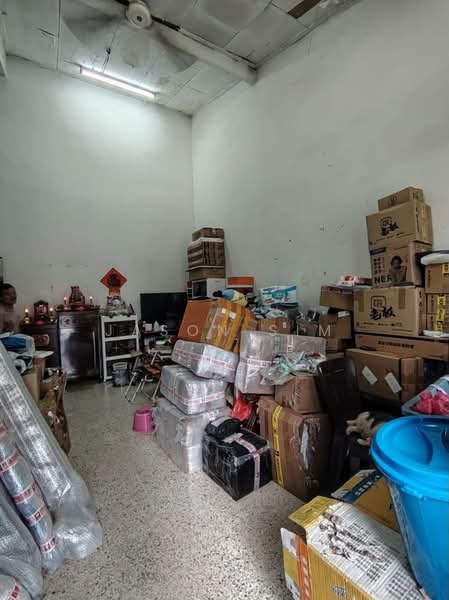 1-storey Terraced House for Sale in Taman Perling (Perling) - Jason Sim - Interior - PropertyGuru.com.my