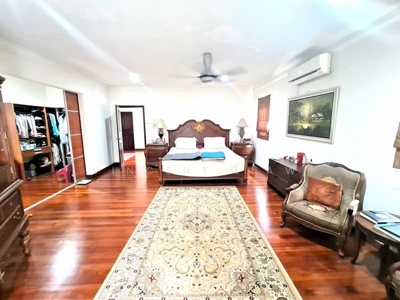 Rumah Banglo untuk Dijual di Seksyen 6 (Kota Damansara) - Vincent Liaw - Master Bedroom - PropertyGuru.com.my