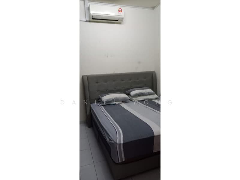 2-storey Terraced House for Sale in Taman Dato Onn (Johor Bahru) - Daniel Yong - Bedroom - PropertyGuru.com.my