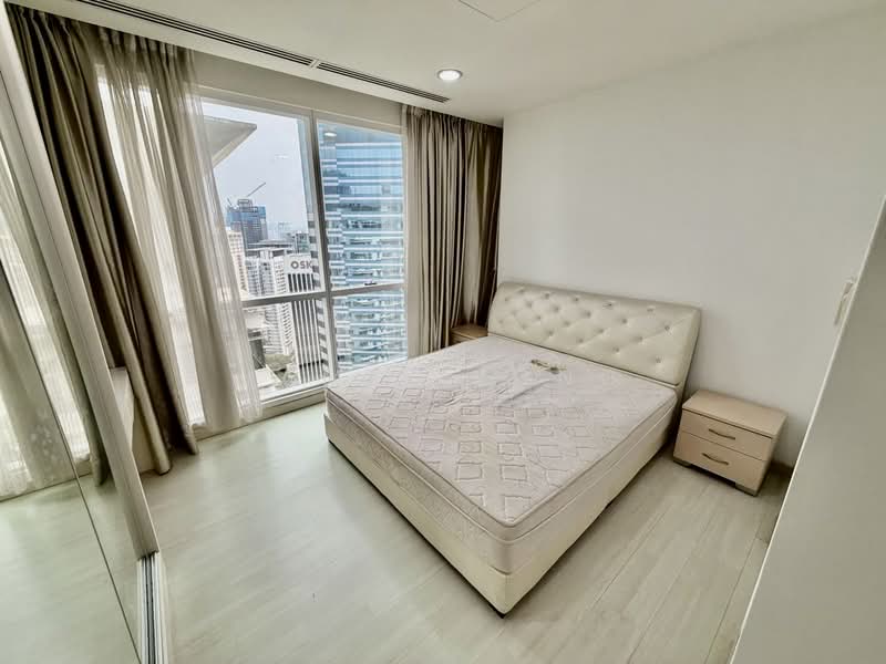 Servis Apartment untuk Disewa di Serviced Residence @ Binjai 8 - Jamie Yong - Bedroom - PropertyGuru.com.my