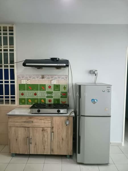 Pangsapuri untuk Disewa di Lake View Suites - SJ CHAN - Kitchen - PropertyGuru.com.my