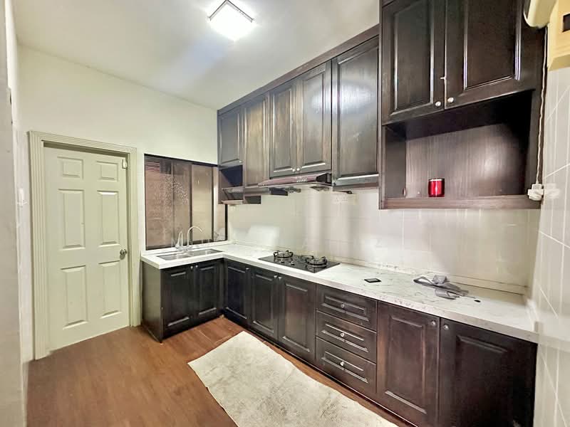 Pangsapuri untuk Dijual di Kristal Villa - Muz Hafiz - PropertyGuru.com.my