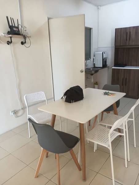 Kondominium untuk Disewa di Platinum Lake PV 12 - Azura Hariri - Interior - PropertyGuru.com.my