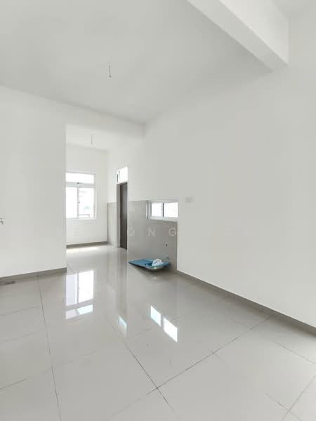 2-storey Terraced House for Sale in Bandar Putra (Kulai) - Ee Fong Toh - Interior - PropertyGuru.com.my