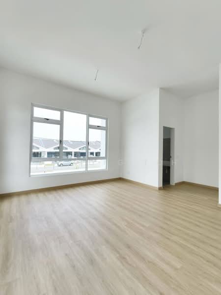 2-storey Terraced House for Sale in Bandar Putra (Kulai) - Ee Fong Toh - Living Room - PropertyGuru.com.my