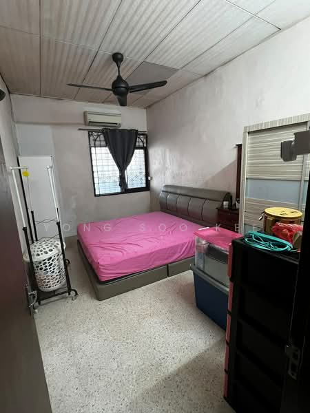 Rumah Teres 1 Tingkat untuk Dijual di Taman Sri Rambai (Bukit Mertajam) - Yong Soo Kee - Bedroom - PropertyGuru.com.my