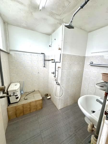 Condominium for Sale at Mutiara Sentul - Azli Ibrahim - Bathroom - PropertyGuru.com.my