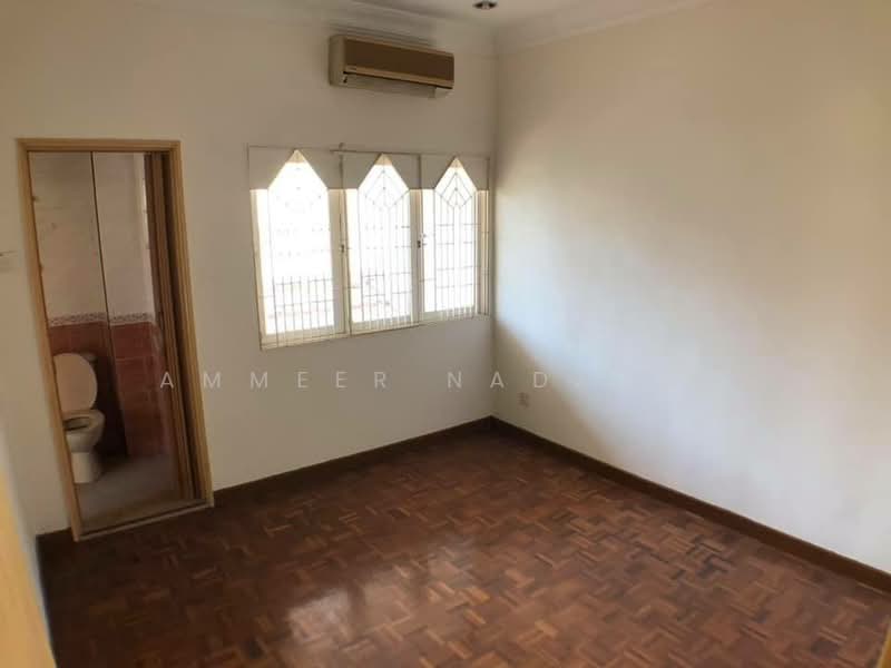 Rumah Teres 2 Tingkat untuk Dijual di SS17 (Subang Jaya) - Ammeer Nadzrai - Bathroom - PropertyGuru.com.my