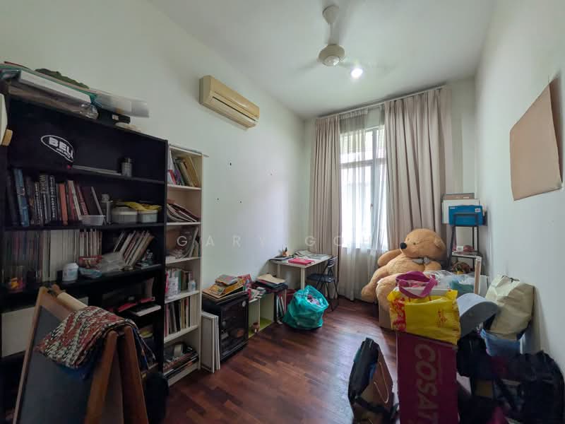 Rumah Berkembar untuk Dijual di Saujana (Selangor) - Gary Goh - Bedroom - PropertyGuru.com.my