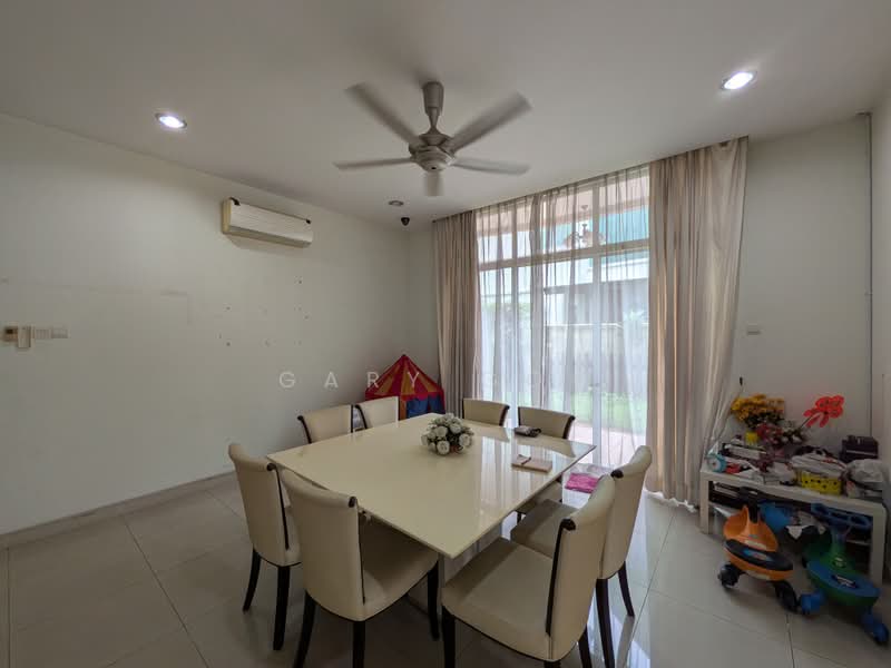 Rumah Berkembar untuk Dijual di Saujana (Selangor) - Gary Goh - PropertyGuru.com.my
