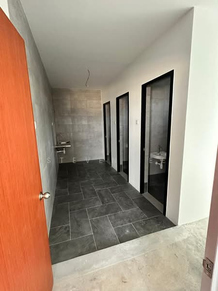 Factory for Rent in Taman Kapar Permai (Kapar) - Steven Lee - Interior - PropertyGuru.com.my