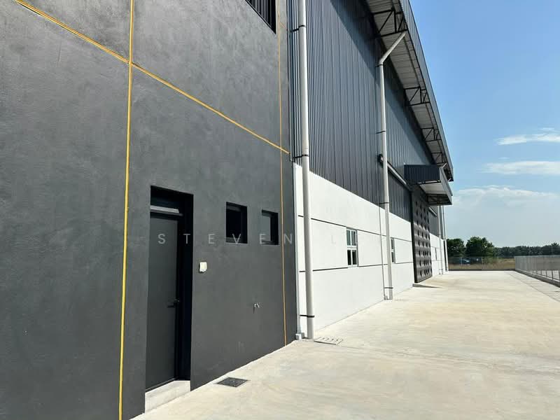 Factory for Rent in Taman Kapar Permai (Kapar) - Steven Lee - Exterior - PropertyGuru.com.my