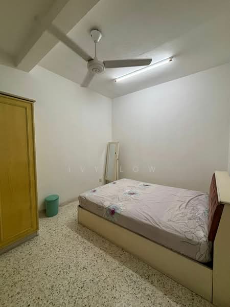 Rumah Berkembar untuk Disewa di Taman Perling (Perling) - Ivy Low - Bedroom - PropertyGuru.com.my