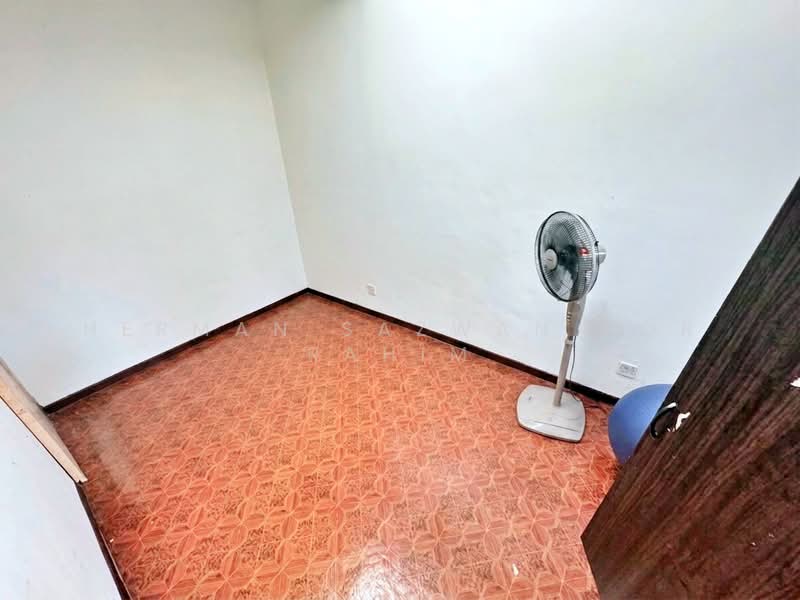 2-storey Terraced House for Sale in Bandar Bukit Mahkota (Bangi) - Herman Sazwan Nor Rahim - Bedroom - PropertyGuru.com.my