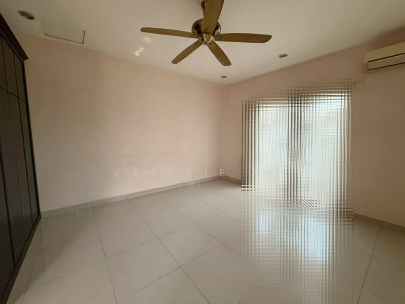 2.5-storey Terraced House for Sale in Bandar Sri Damansara (Selangor) - Valerie Ng - Bedroom - PropertyGuru.com.my