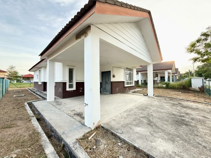 Bungalow for Sale in Bandar Tasik Senangin (Lenggeng) - Amzar Faiz - PropertyGuru.com.my